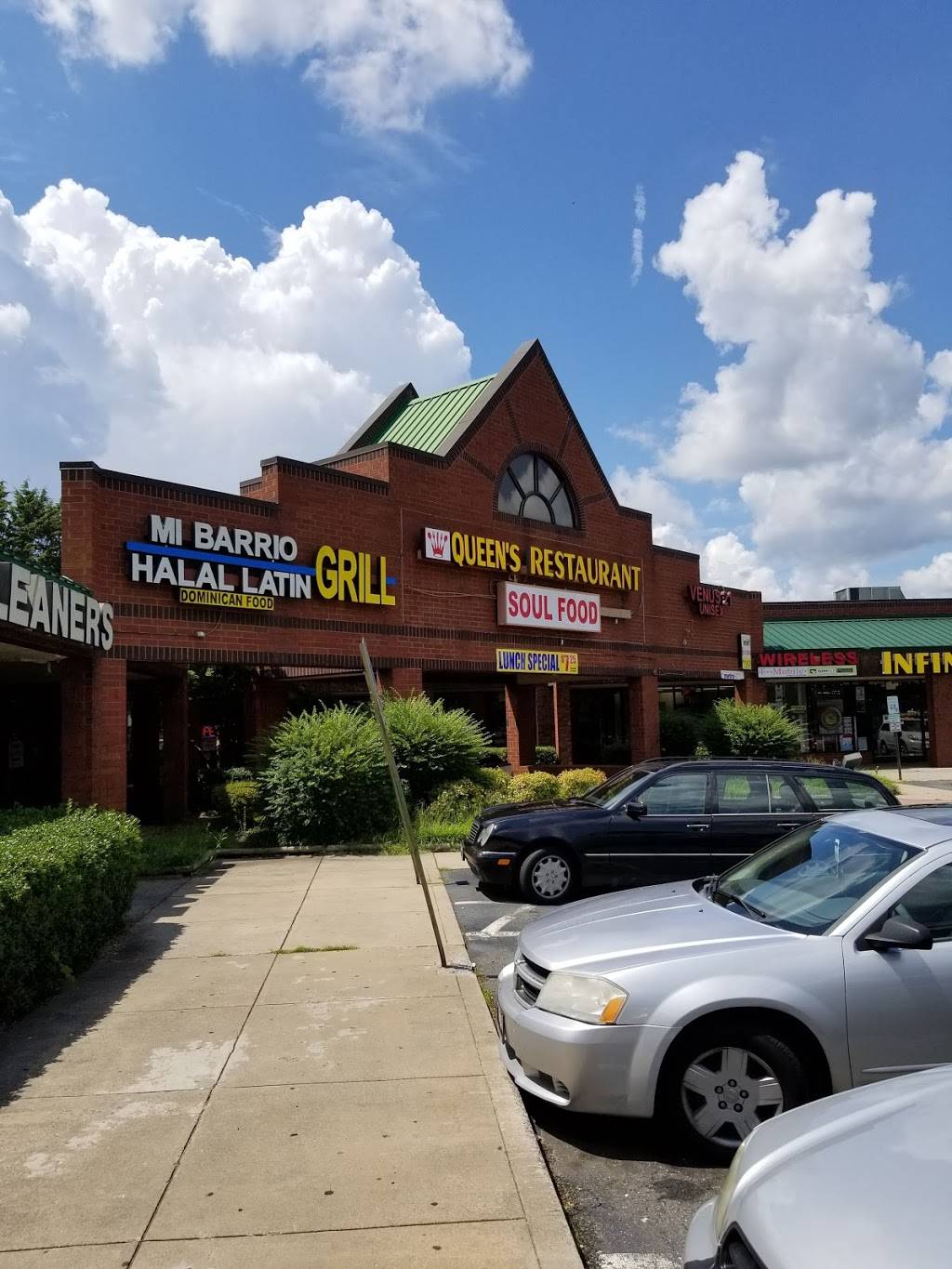 Queens Soul Food. | restaurant | 7308 E Independence Blvd, Charlotte, NC 28227, USA | 7045631106 OR +1 704-563-1106