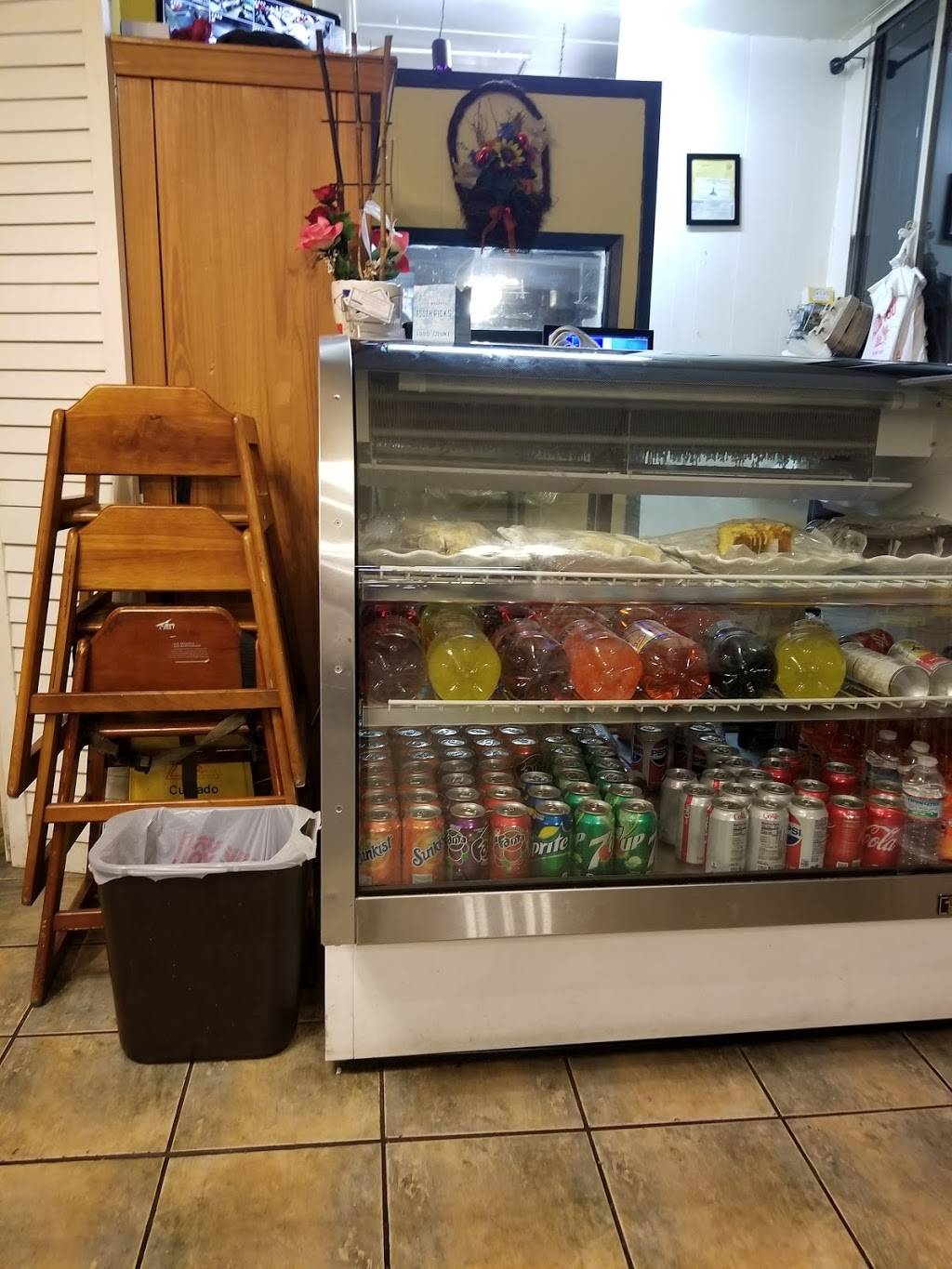 Cojutepeque Restaurant | restaurant | 2610 W 3rd St, Los Angeles, CA 90057, USA | 2133825163 OR +1 213-382-5163