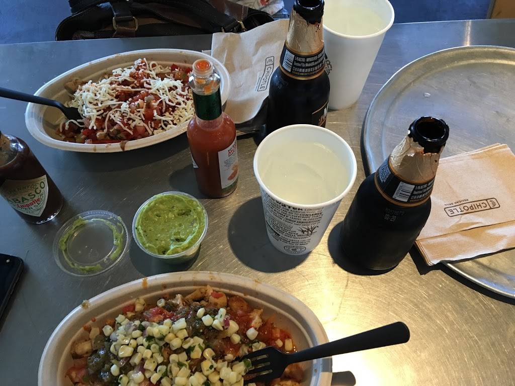 Chipotle Mexican Grill | restaurant | 3830 Truxel Rd Ste 300, Sacramento, CA 95834, USA | 9165749671 OR +1 916-574-9671