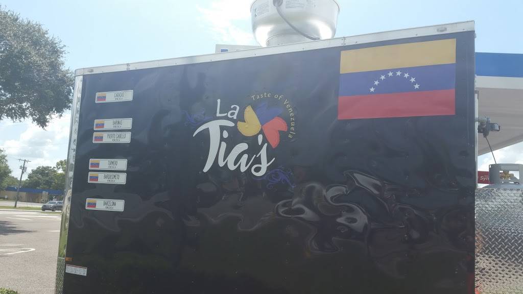La Tias | restaurant | 101 W Bearss Ave, Tampa, FL 33613, USA | 8132650995 OR +1 813-265-0995