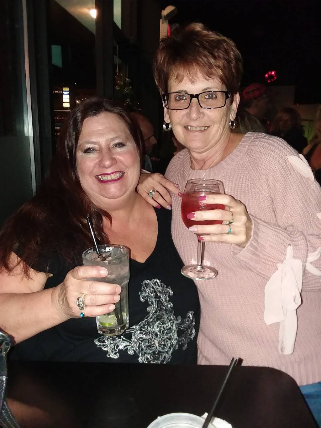 Genesis Grille & Lounge | restaurant | 1759 Mineral Spring Ave, North Providence, RI 02904, USA | 4013536888 OR +1 401-353-6888