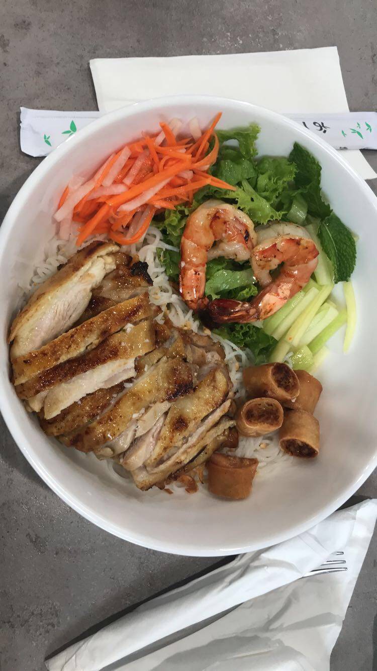 The Pho Pot | restaurant | 5673 Dixie Hwy, Waterford Twp, MI 48329, USA | 2487421220 OR +1 248-742-1220