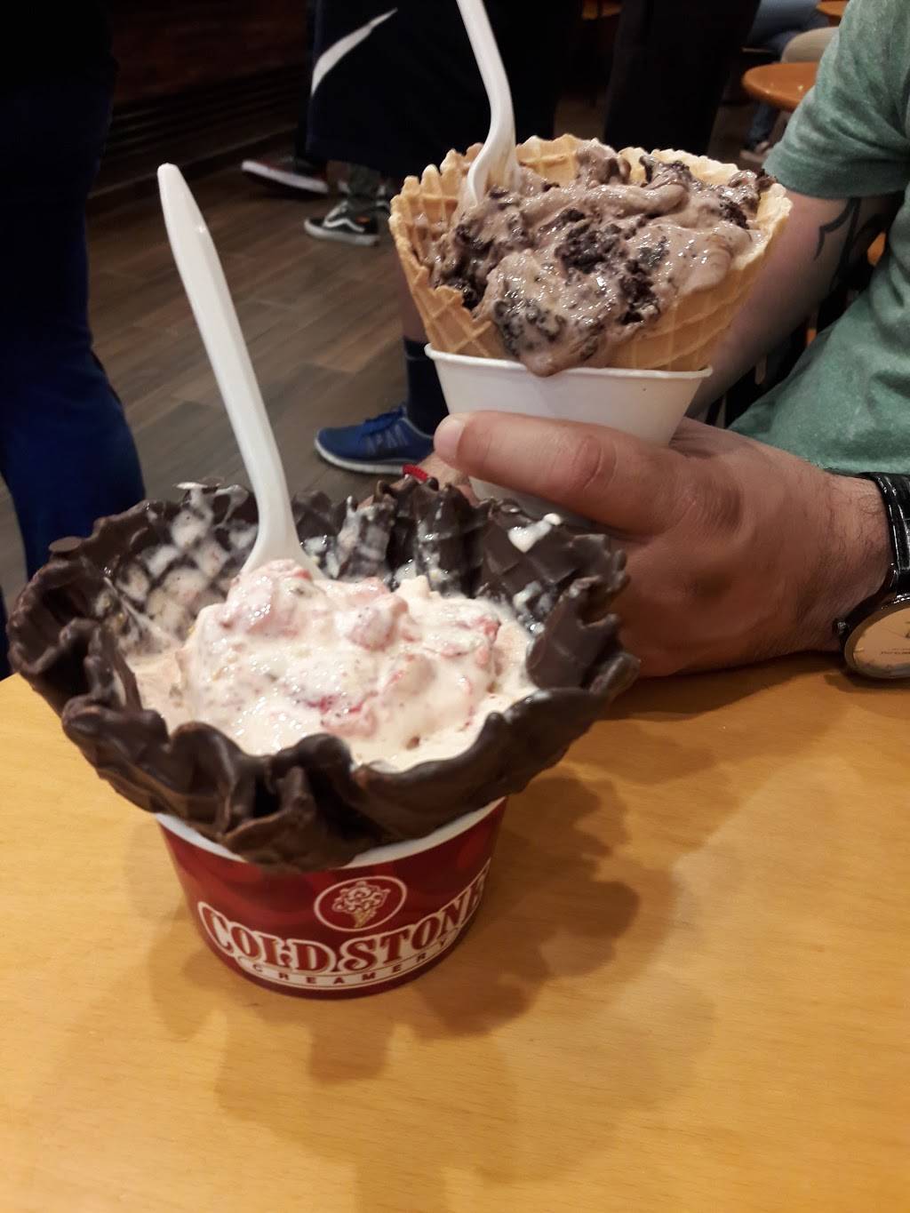 Cold Stone Creamery | bakery | 30985 Courthouse Dr, Union City, CA 94587, USA | 5104779520 OR +1 510-477-9520