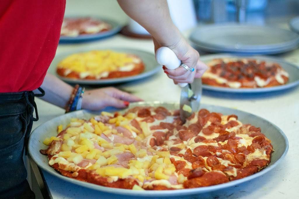 Padingtons Pizza | restaurant | 5255 Commercial St SE, Salem, OR 97306, USA | 5033707556 OR +1 503-370-7556