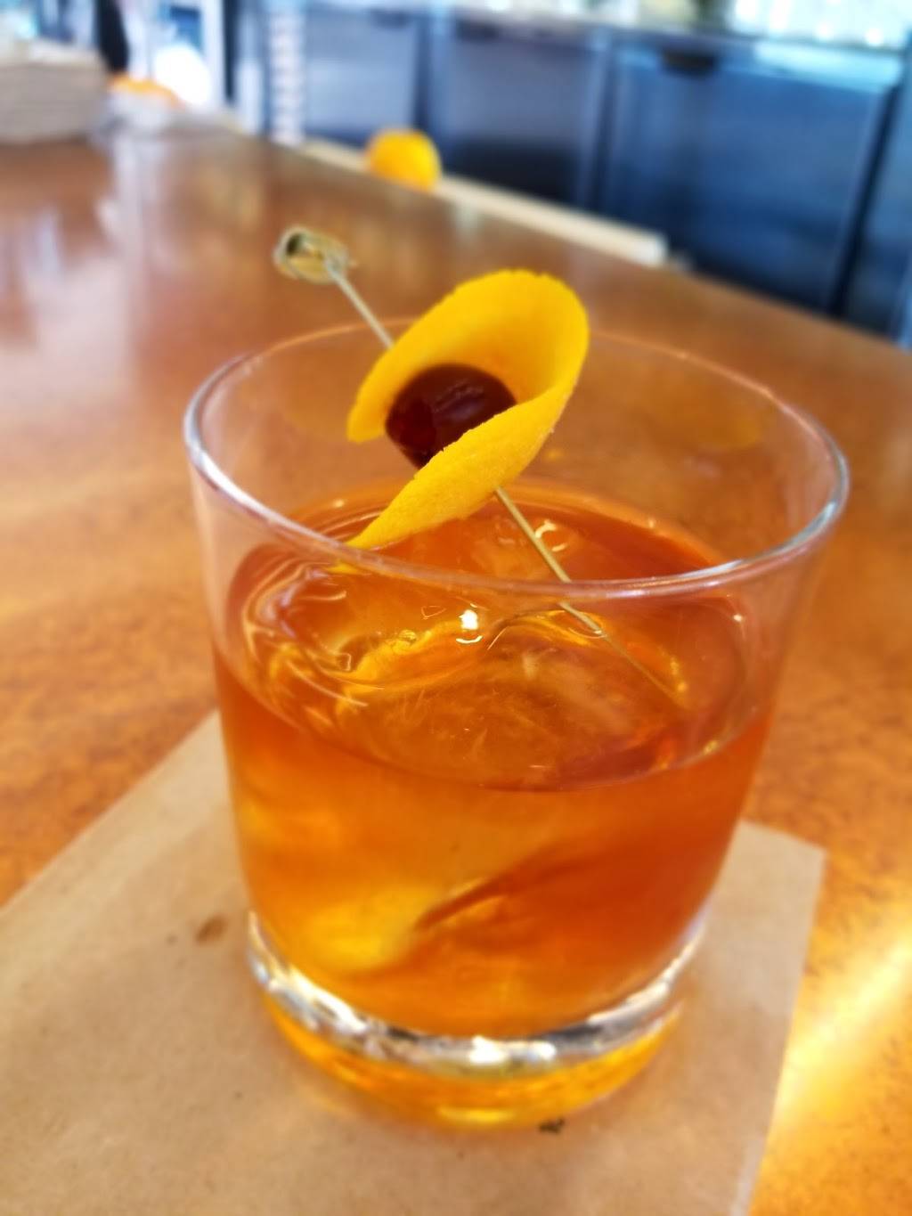 Gentry Bar & Eatery | restaurant | 19429 Stevens Creek Blvd, Cupertino, CA 95014, USA | 4082160550 OR +1 408-216-0550