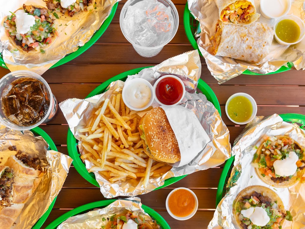 Petit Street Grill | restaurant | 2911 Petit St, Camarillo, CA 93012, USA | 8053839060 OR +1 805-383-9060