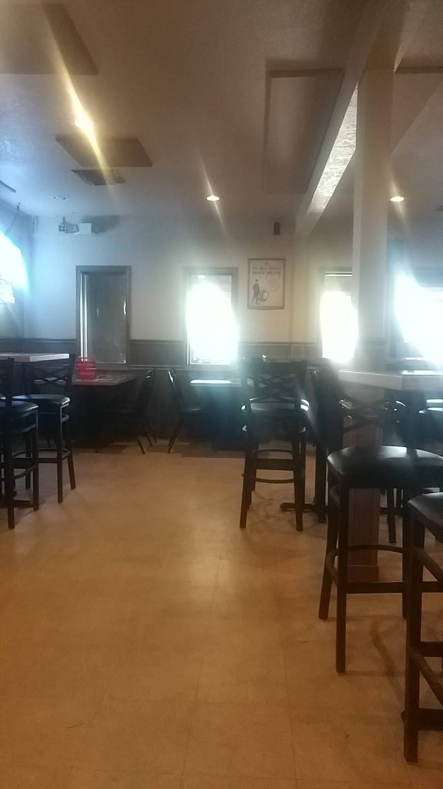 Hoyts Tavern Sports Bar & Grill | restaurant | 409 Broad St, Kalida, OH 45853, USA | 4195323200 OR +1 419-532-3200