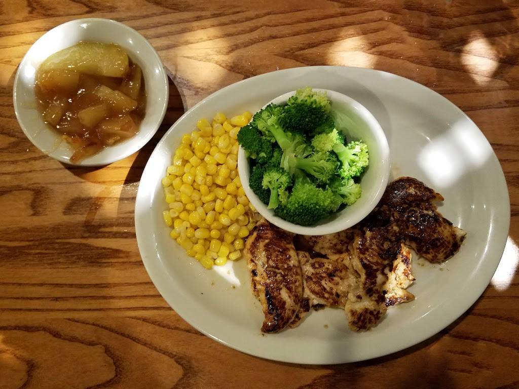 Cracker Barrel Old Country Store | restaurant | 1795 Andover St, Tewksbury, MA 01876, USA | 9788583717 OR +1 978-858-3717