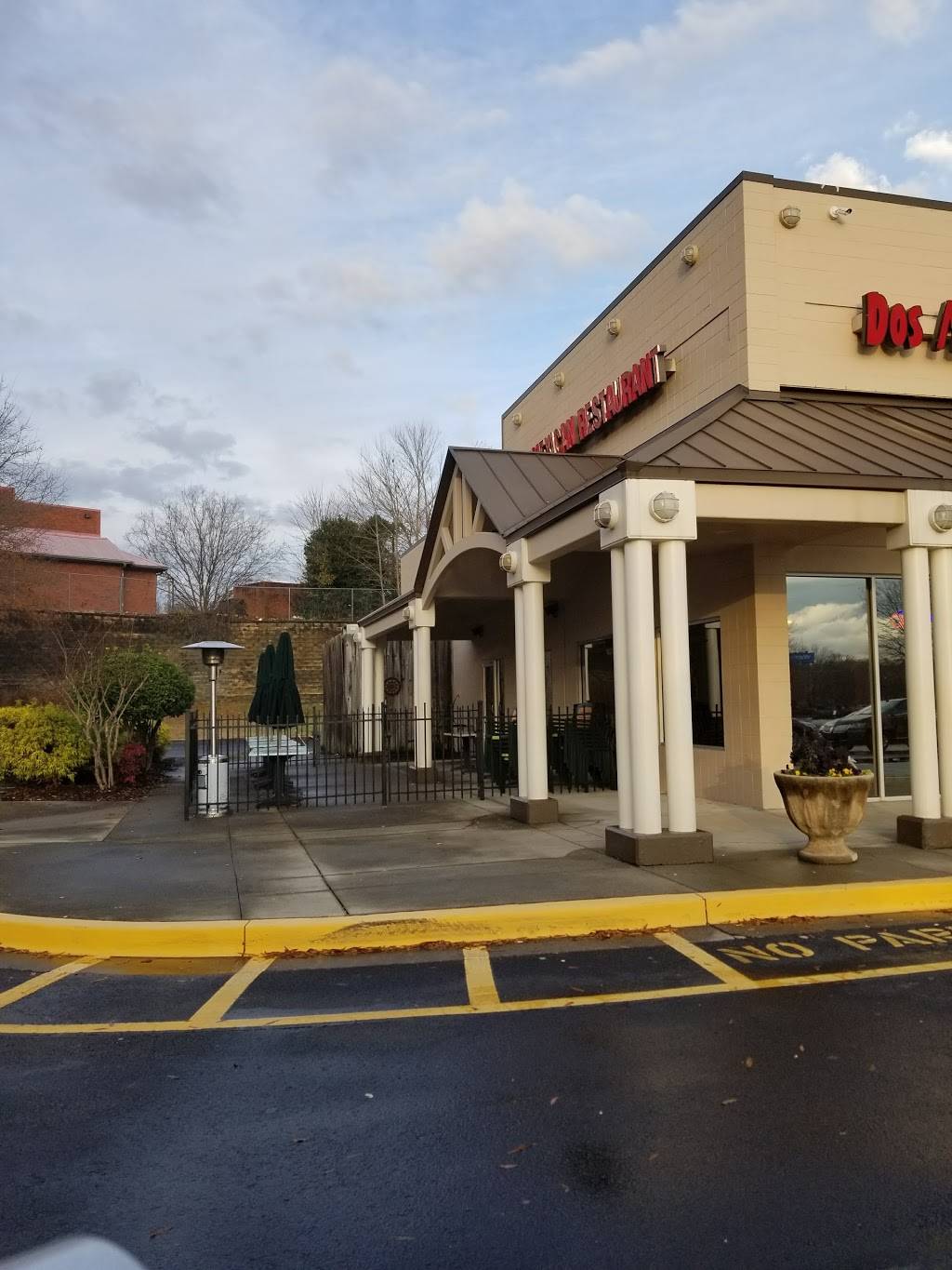 Dos Margaritas | restaurant | 1558 Riverstone Pkwy, Canton, GA 30114, USA | 7707203861 OR +1 770-720-3861