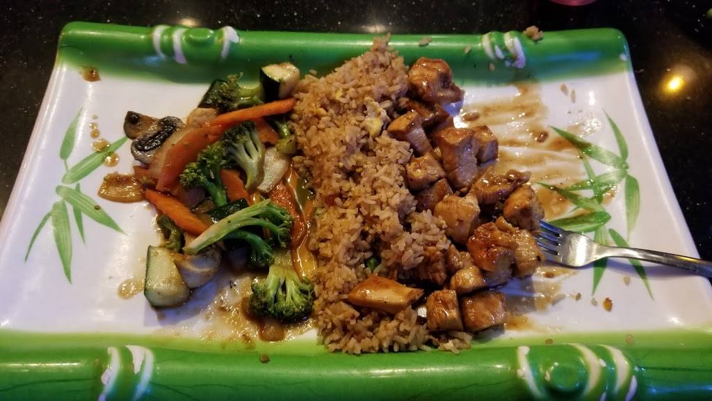 Kimono Kin Japanese | restaurant | 106 Galleria Plaza, Beckley, WV 25801, USA | 3042522008 OR +1 304-252-2008