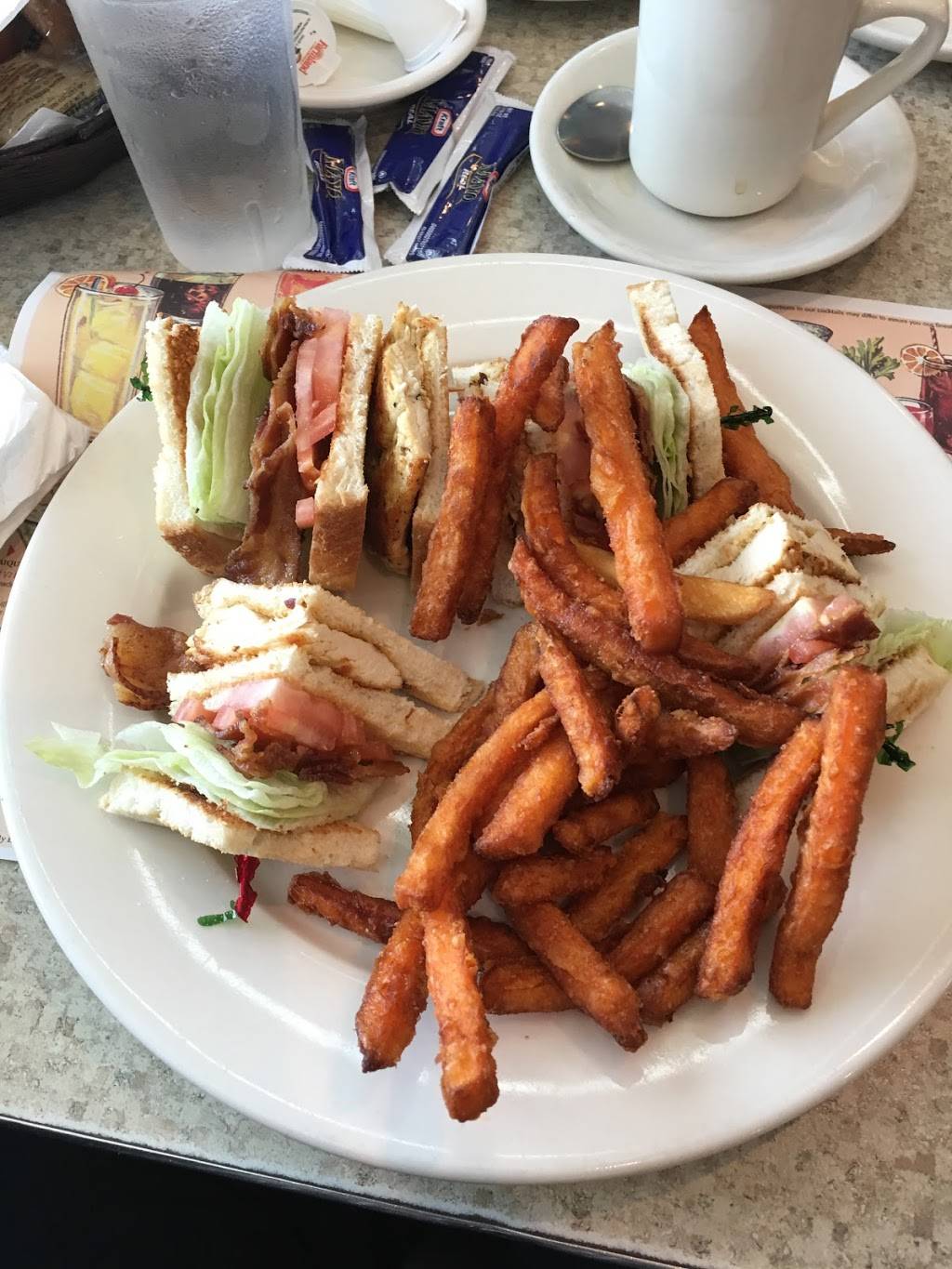 Lynbrook Diner | restaurant | 401 Sunrise Hwy, Lynbrook, NY 11563, USA | 5165931661 OR +1 516-593-1661