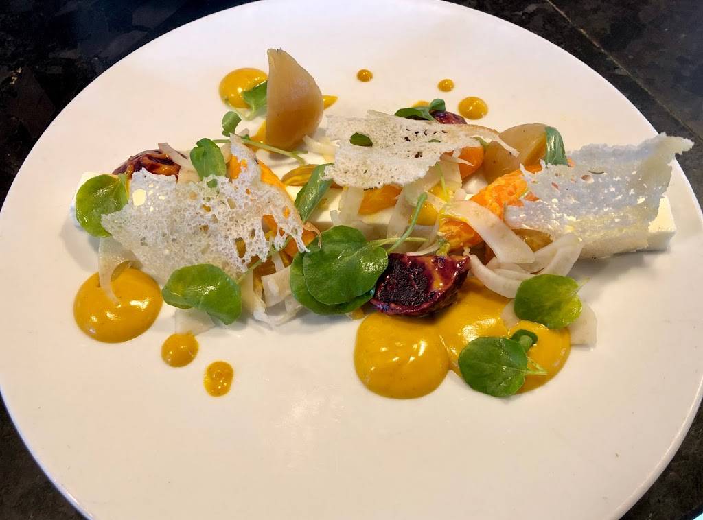 Spencers At The Waterfront | restaurant | 1340 Lakeshore Rd, Burlington, ON L7S 1B1, Canada | 9056337494 OR +1 905-633-7494