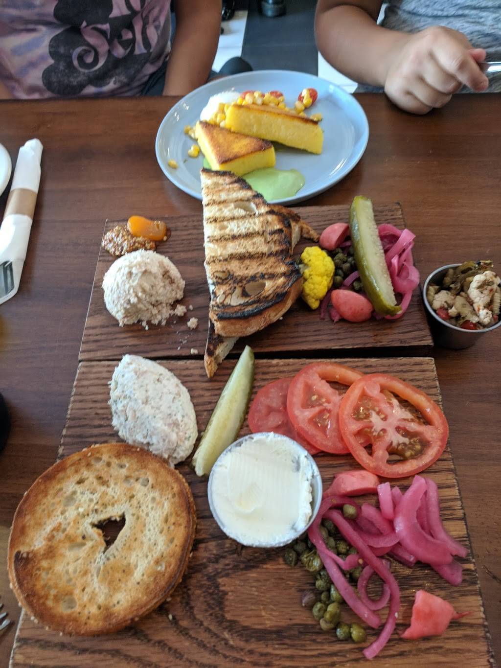 frunchroom | restaurant | 4042 N Milwaukee Ave, Chicago, IL 60641, USA | 7738532160 OR +1 773-853-2160