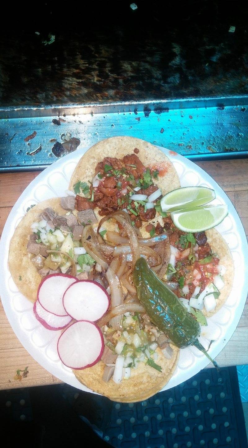 Tacos los Chapulines | restaurant | 1800 S 10th St, San Jose, CA 95110, United States | 4088496582 OR +1 408-849-6582