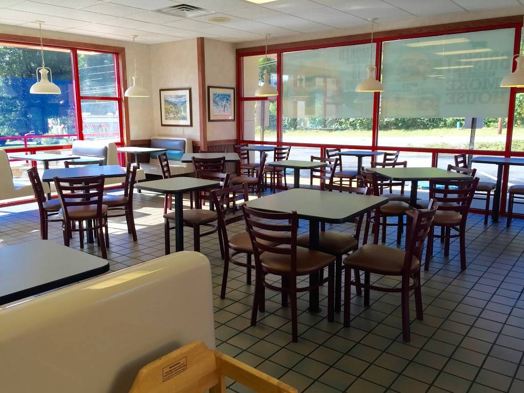 Arbys | restaurant | 710 Russ Ave, Waynesville, NC 28786, USA | 8284522441 OR +1 828-452-2441