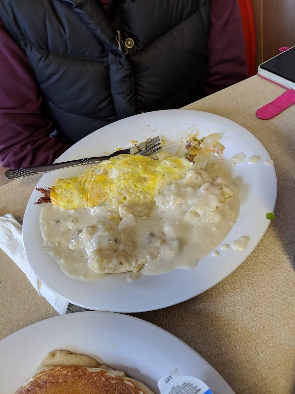 The Coffee Shop | restaurant | 385 E Main St, Sylva, NC 28779, USA | 8285862013 OR +1 828-586-2013