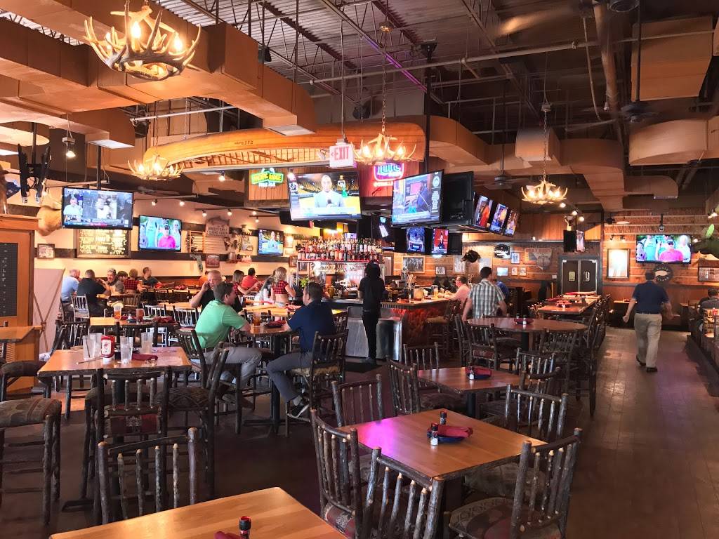 Twin Peaks I Drive | restaurant | 8350 International Dr, Orlando, FL 32819, USA | 4076802811 OR +1 407-680-2811