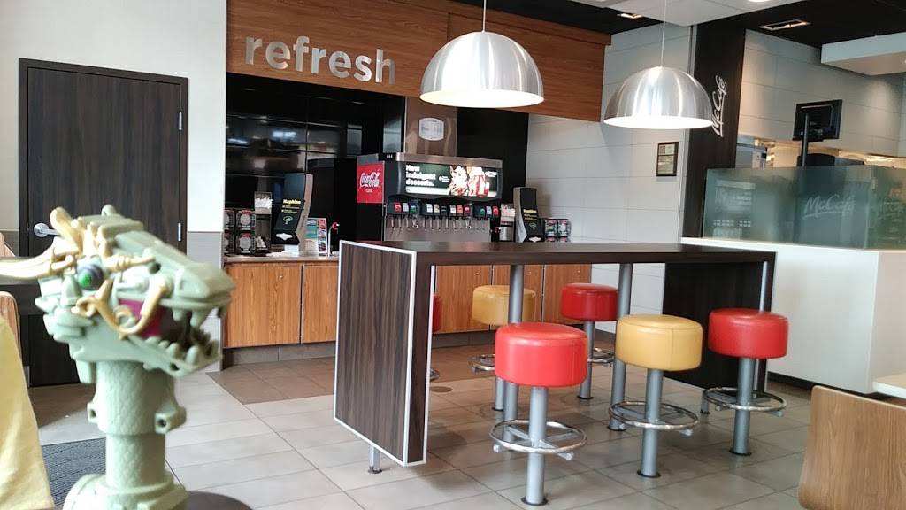 McDonalds | cafe | 11100 Taft St, Pembroke Pines, FL 33026, USA | 9544321100 OR +1 954-432-1100