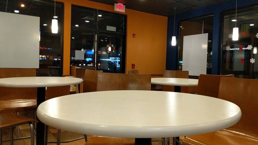 Taco Bell | meal takeaway | 6956 Ogden Ave, Berwyn, IL 60402, USA | 7087494747 OR +1 708-749-4747