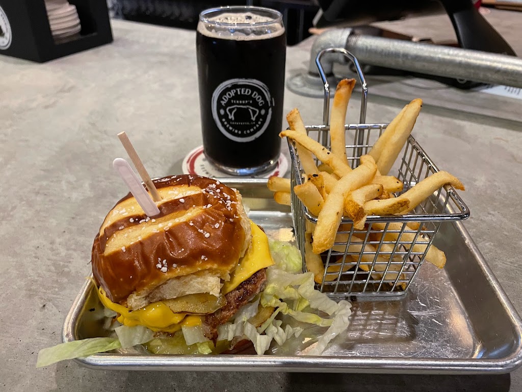 Adopted Dog Brewing | restaurant | 329 Dulles Dr, Lafayette, LA 70506, USA | 3375045400 OR +1 337-504-5400