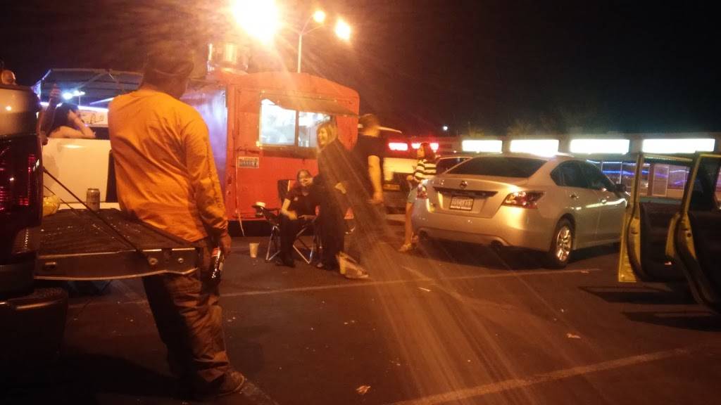 Shark Tank | restaurant | 4429-4447 Stewart Ave, Las Vegas, NV 89110, USA | 7026090142 OR +1 702-609-0142