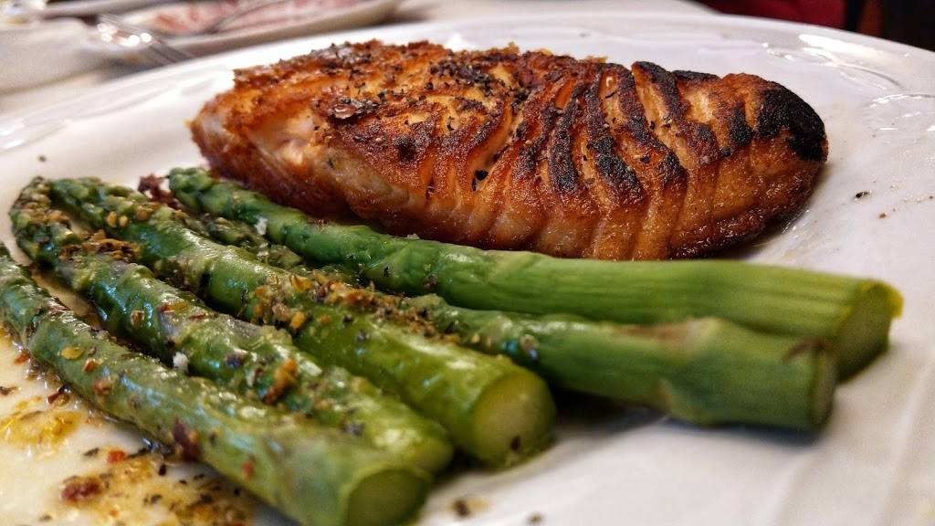 Red Brick Tavern | restaurant | 1700 Cumberland St, London, OH 43140, USA | 7408521474 OR +1 740-852-1474