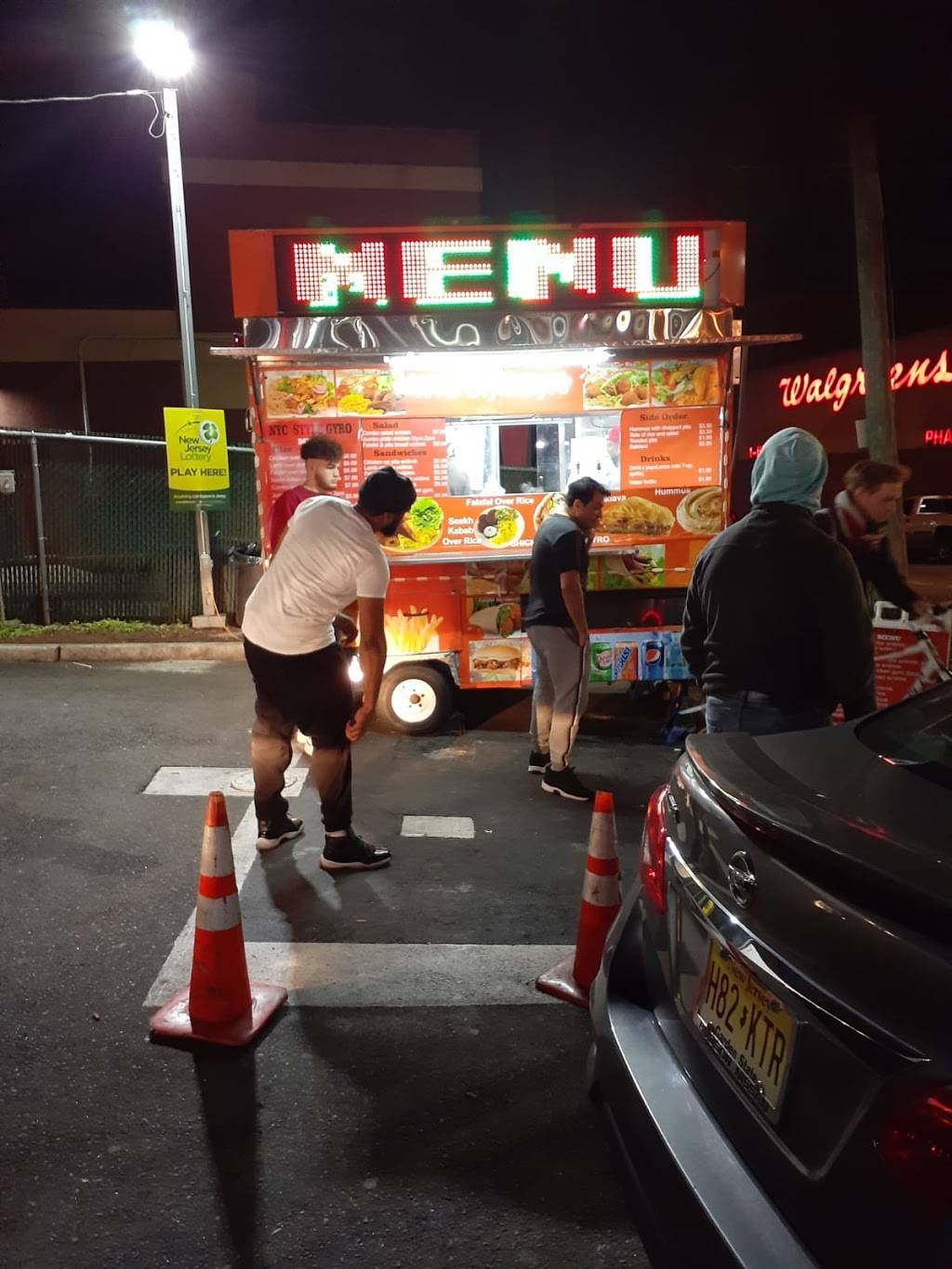 nyc style gyro | restaurant | 2379 John F. Kennedy Blvd, Jersey City, NJ 07306, USA | 6463611208 OR +1 646-361-1208