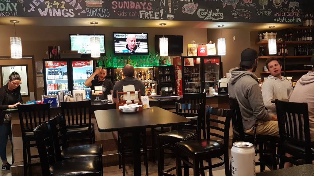 Joe Schmoes Eats N Drinks | restaurant | 5881 Malden Rd, Windsor, ON N9H 1S5, Canada | 5192505522 OR +1 519-250-5522