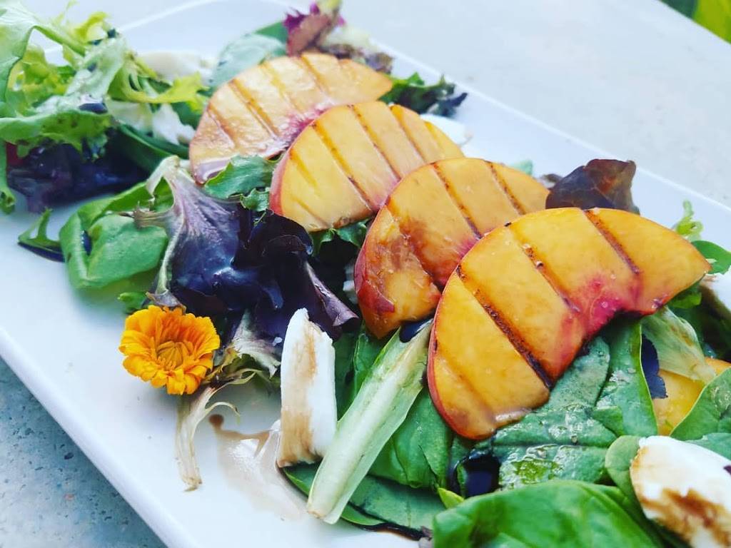 Chopped and Skewed - Food Truck | restaurant | 2, 1005 E St Elmo Rd, Austin, TX 78745, USA | 5125876577 OR +1 512-587-6577