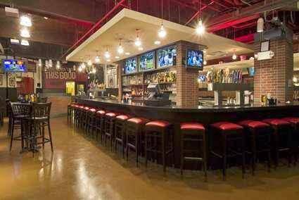 Coaches Bar and Grill | restaurant | 245 N College Ave, Bloomington, IN 47404, USA | 8123393537 OR +1 812-339-3537