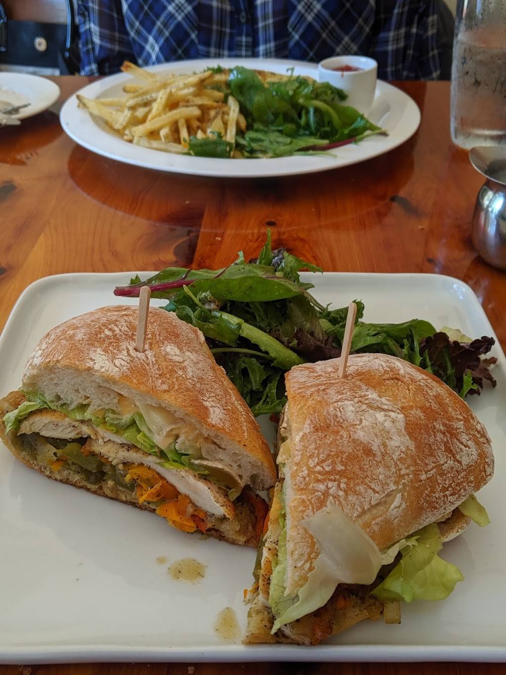 Chouquets | restaurant | 2500 Washington St, San Francisco, CA 94115, USA | 4153590075 OR +1 415-359-0075