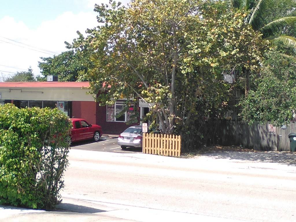 Capri Pizza | meal takeaway | 205 N A St, Lake Worth, FL 33460, USA | 5615851244 OR +1 561-585-1244