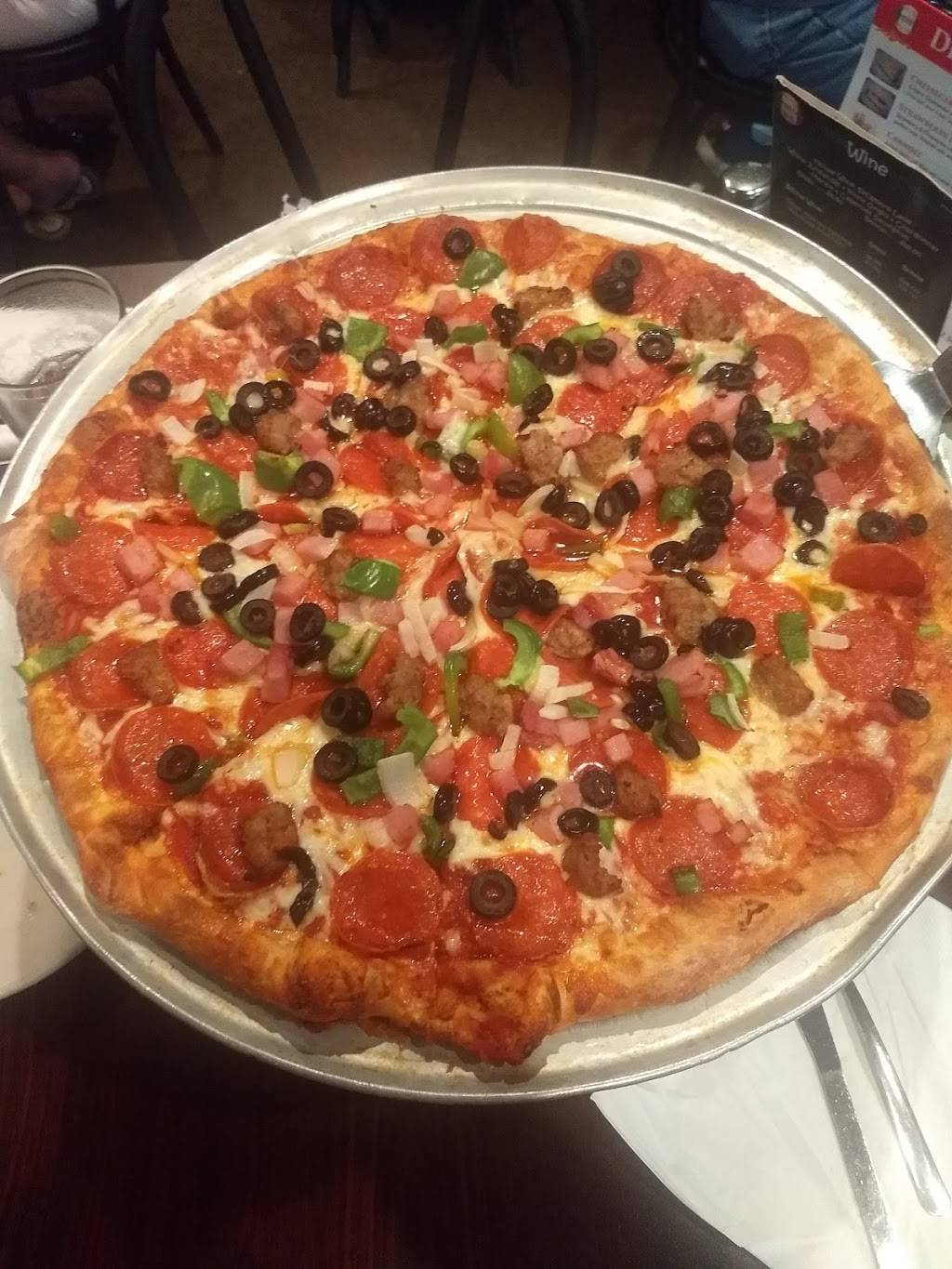 Garofolas Italiano | restaurant | 3655 Concord Pkwy S, Concord, NC 28027, USA | 7047957437 OR +1 704-795-7437