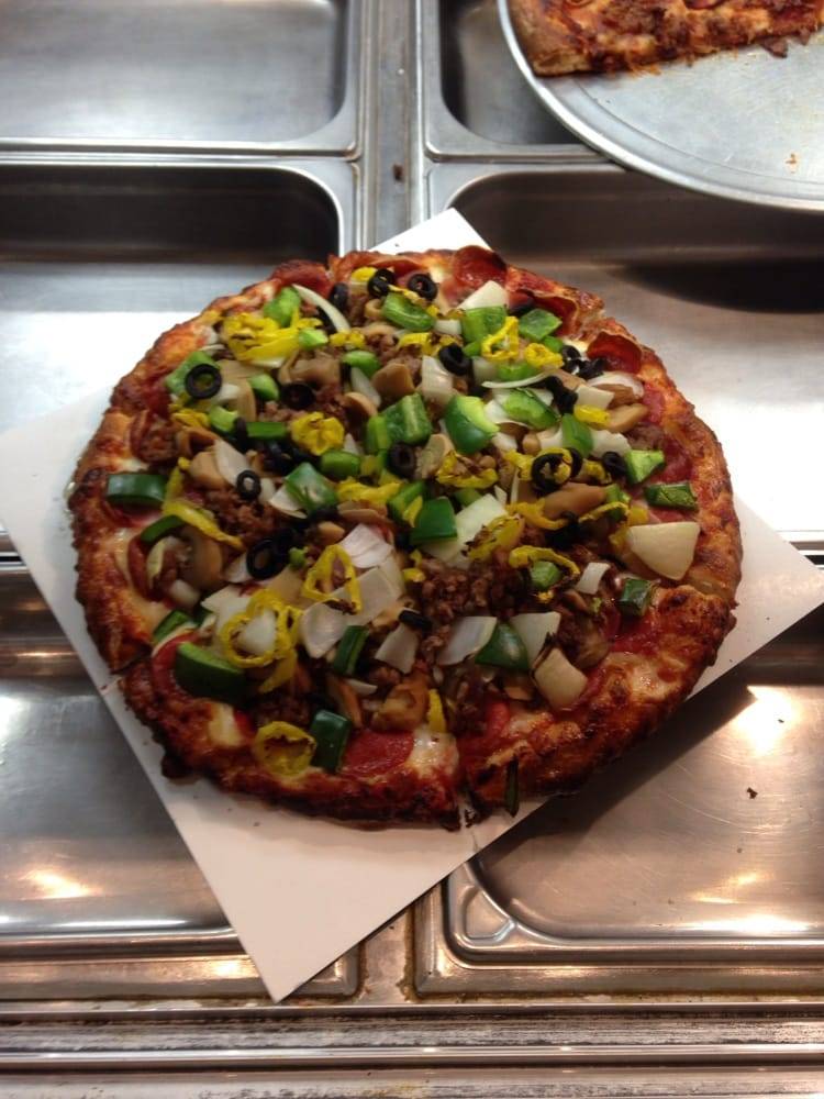 Stadium Pizza & Chicken | restaurant | 1101 N Pontiac Trail, Walled Lake, MI 48390, USA | 2489260266 OR +1 248-926-0266