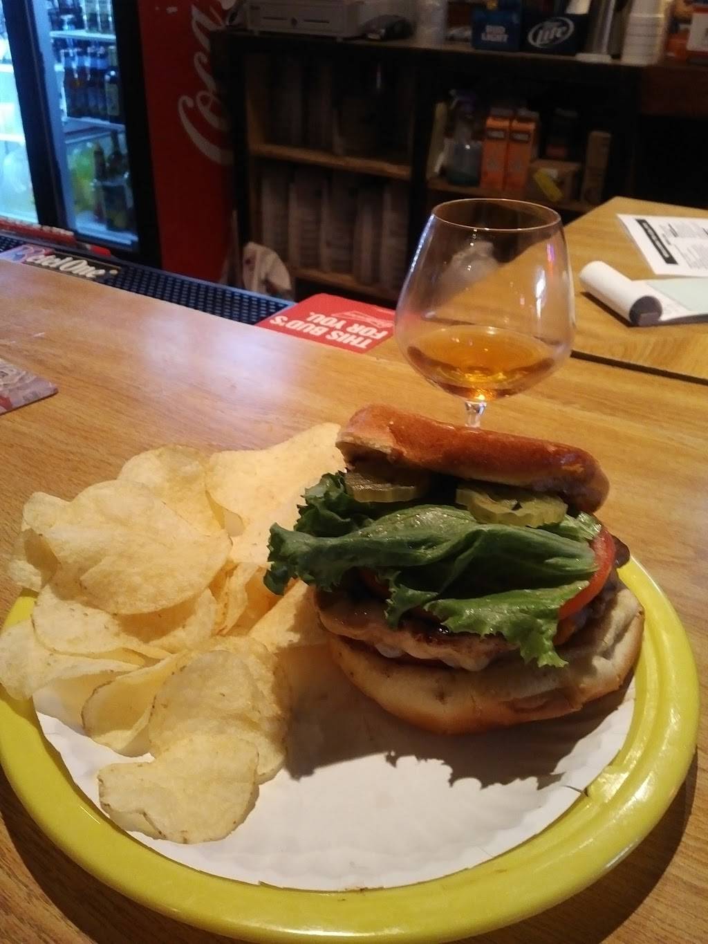 CJs Pub | restaurant | 236 S Michigan St, South Bend, IN 46601, USA | 5742335981 OR +1 574-233-5981