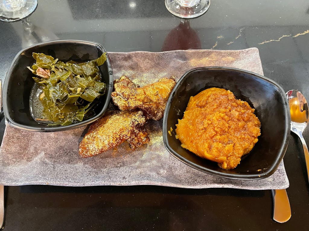 Celebritys Soul Food | restaurant | 431 S Highland St Ste 105, Memphis, TN 38111, USA | 9015870125 OR +1 901-587-0125