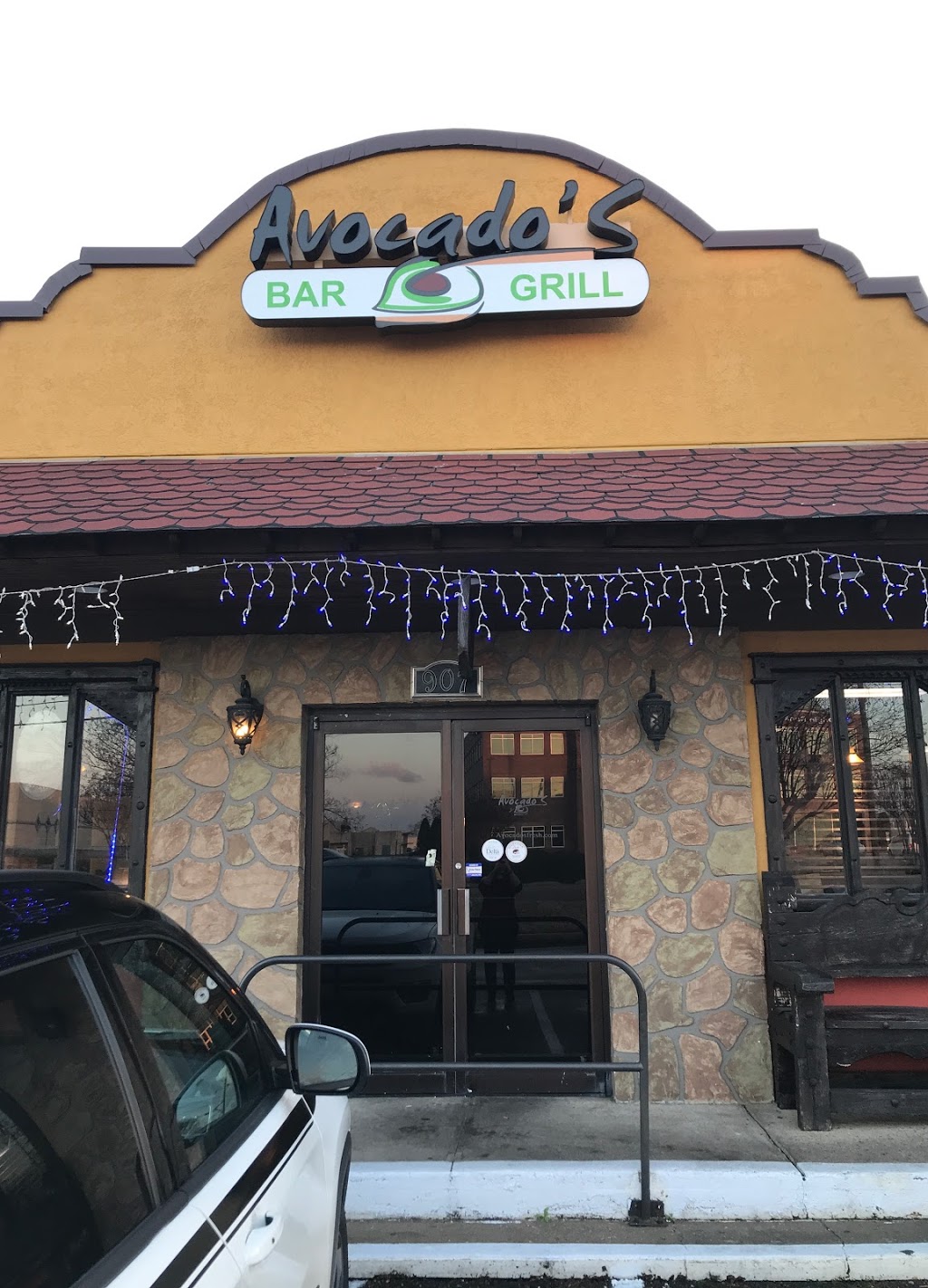 Avocados West Monroe | restaurant | 205 Constitution Dr, West Monroe, LA 71292, USA | 3185705045 OR +1 318-570-5045