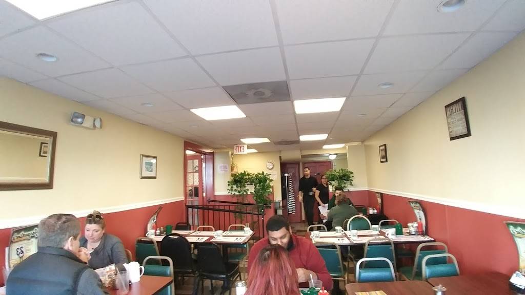 Jacquelines | restaurant | 138 Greenwood Ave, Bethel, CT 06801, USA | 2037925541 OR +1 203-792-5541