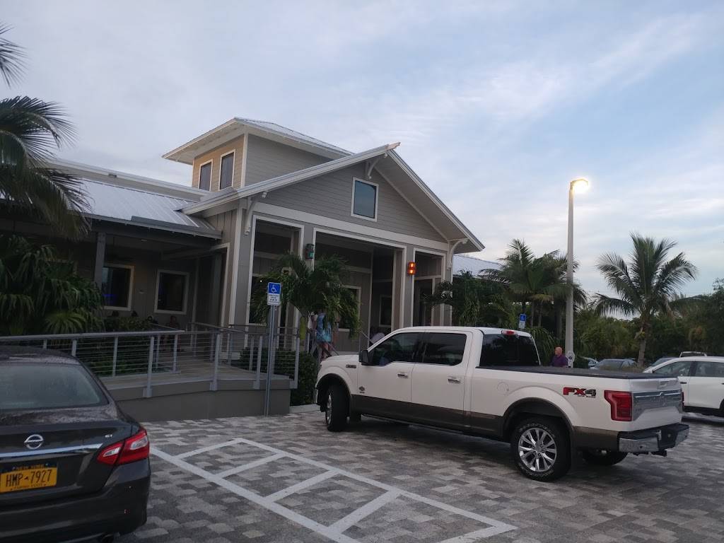 Doc Fords Rum Bar & Grille - Sanibel Island | restaurant | 2500 Island Inn Rd, Sanibel, FL 33957, USA | 2394728311 OR +1 239-472-8311