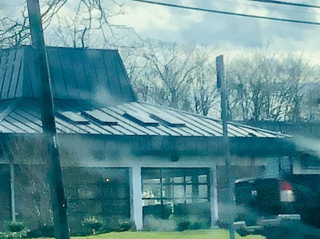 Relish | restaurant | Hauppauge, NY 11788, USA | 6318274563 OR +1 631-827-4563