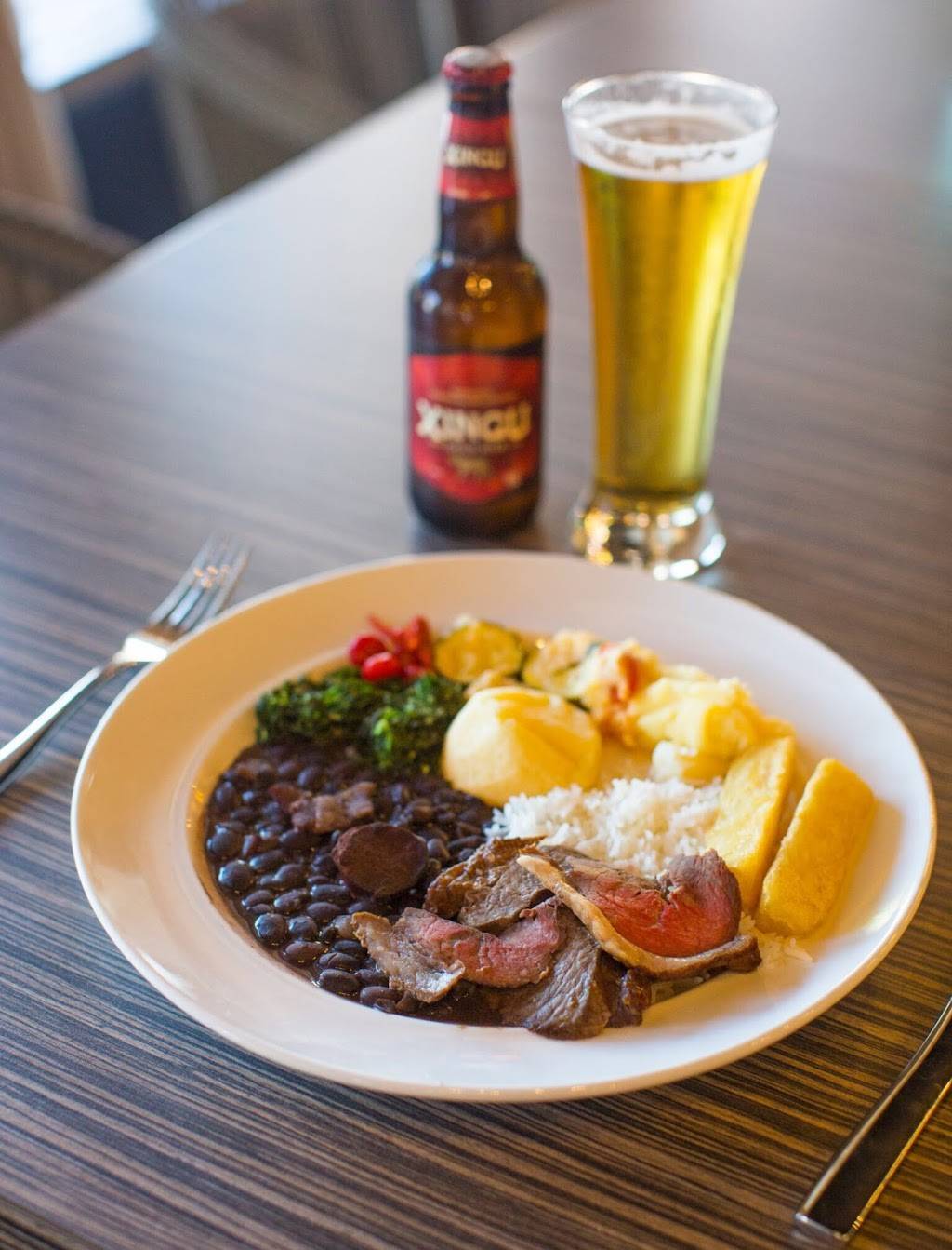 Silvas Fresh Eatery + Churrascaria | restaurant | 3672 S Bristol St, Santa Ana, CA 92704, USA | 8556005500 OR +1 855-600-5500