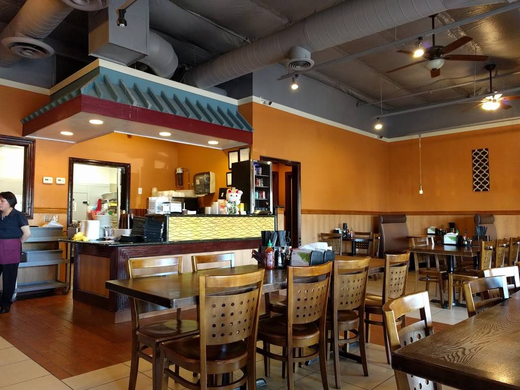 Nan Zhou Hand Drawn Noodle House | restaurant | 111 S Dobson Rd, Mesa, AZ 85202, USA | 4802755352 OR +1 480-275-5352