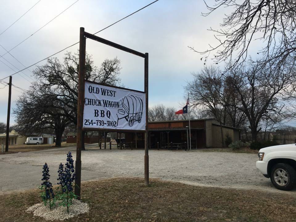 Old West Chuck Wagon BBQ | restaurant | 950 US Hwy 84 W, Teague, TX 75860, USA | 2547393102 OR +1 254-739-3102