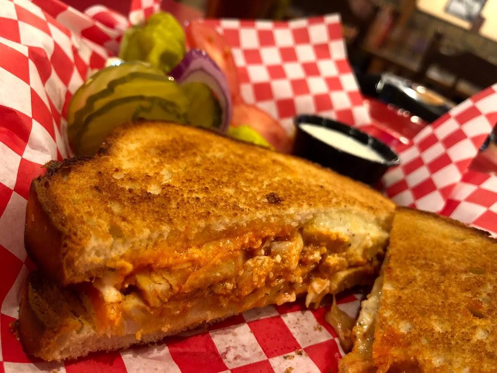 Pizza Shoppe | restaurant | 2229 N Belt Hwy, St Joseph, MO 64506, USA | 8162338484 OR +1 816-233-8484