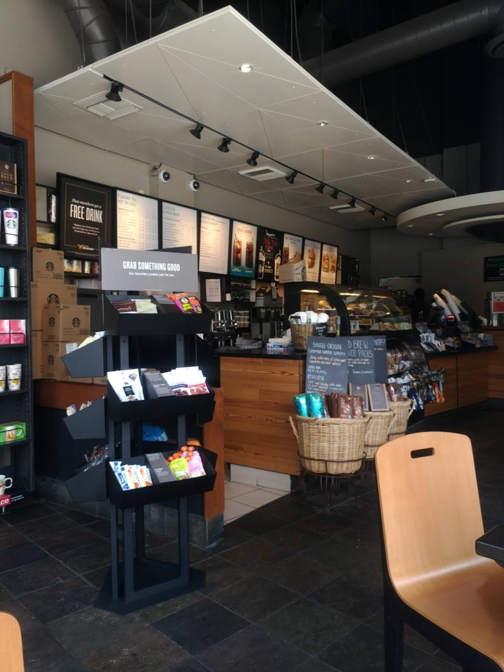 Starbucks | cafe | 12824 Ventura Blvd, Studio City, CA 91604, USA | 8187538886 OR +1 818-753-8886