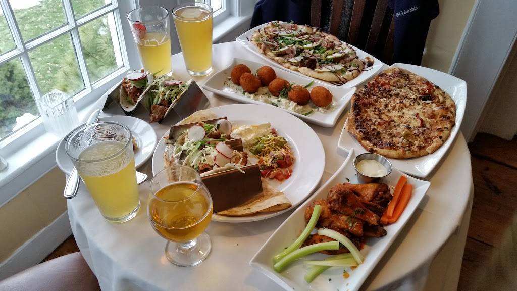 Abigails Grille and Wine Bar | restaurant | 4 Hartford Rd, Weatogue, CT 06089, USA | 8602641580 OR +1 860-264-1580