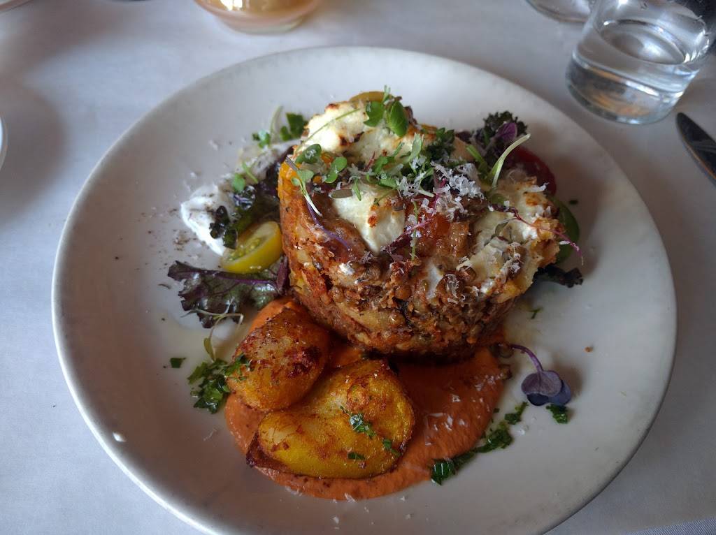 Elf Cafe | restaurant | 2135 Sunset Blvd, Los Angeles, CA 90026, USA | 2134846829 OR +1 213-484-6829