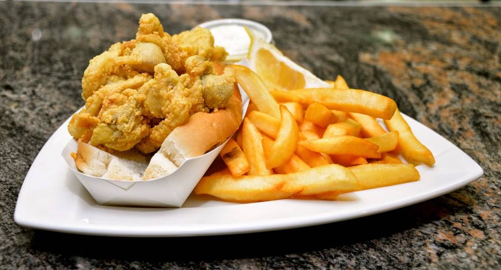 Eastwind Seafoods | restaurant | 304 Main St, Buzzards Bay, MA 02532, USA | 5087593500 OR +1 508-759-3500