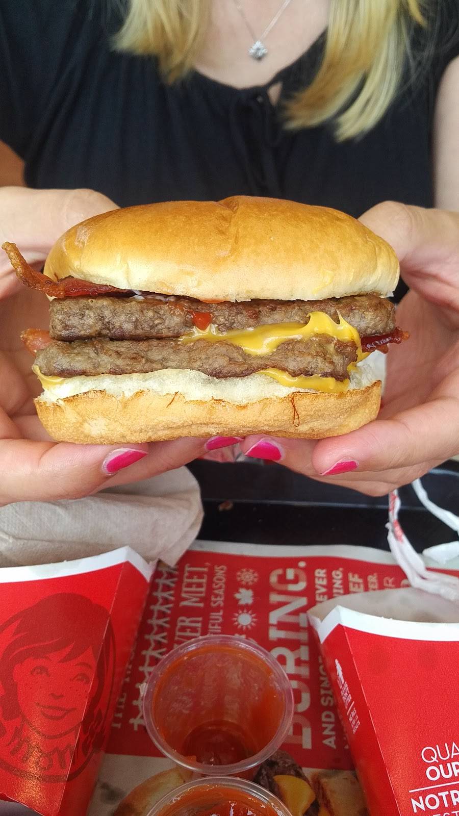 Wendys | restaurant | 1124 Chemong Rd Rr #1, Peterborough, ON K9J 6X2, Canada | 7057457629 OR +1 705-745-7629