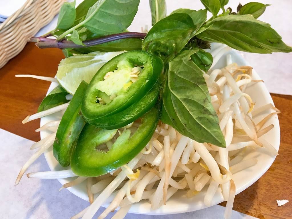 Pho B | restaurant | 9048 Adams Ave, Huntington Beach, CA 92646, USA | 7143773333 OR +1 714-377-3333